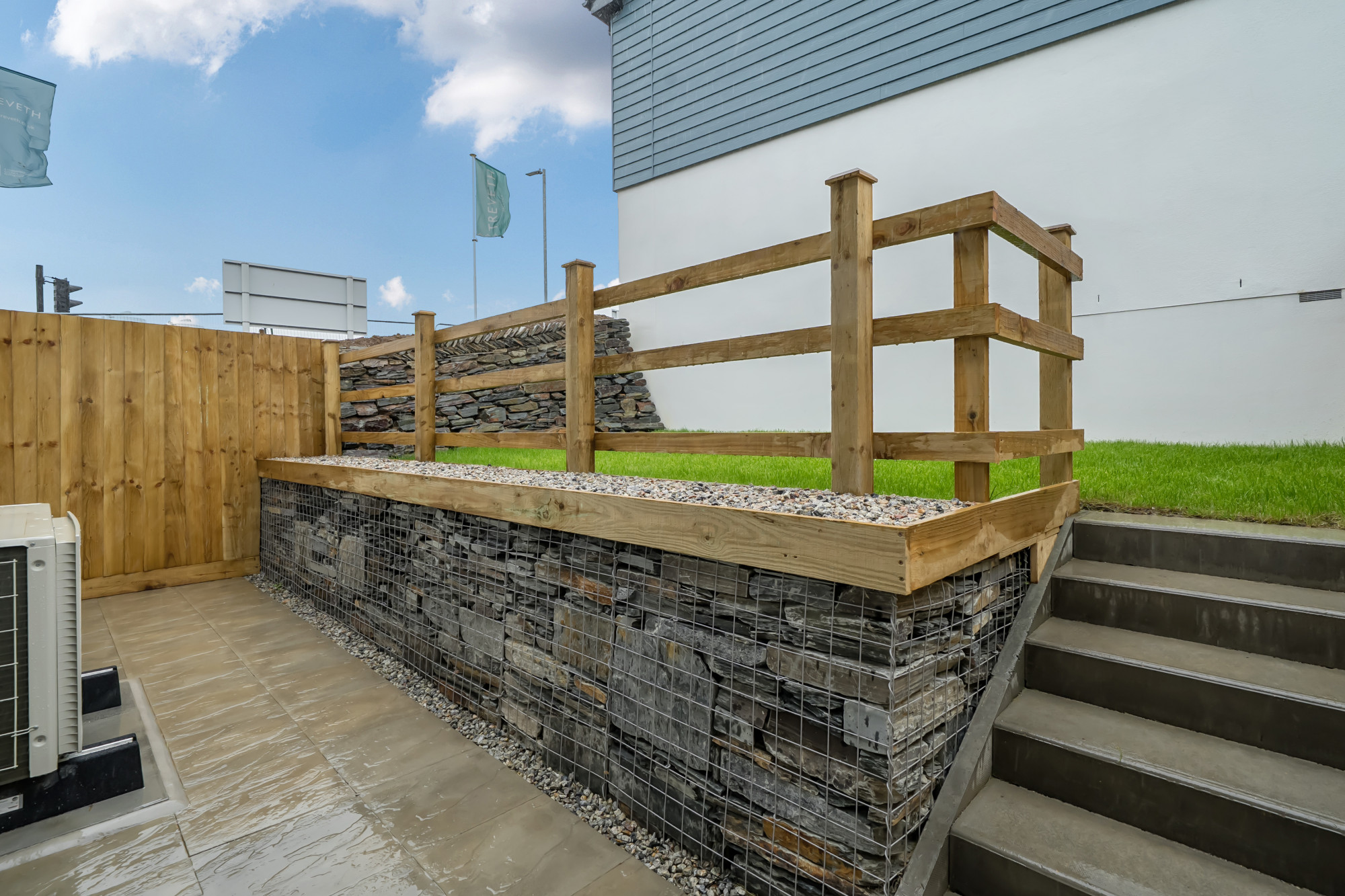 https://www.davidballagencies.co.uk/storage/properties/2133/photos/68a59212d0a44.jpg
